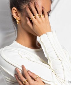 Iconic Imani Ring, Gold 7 2W5A7923