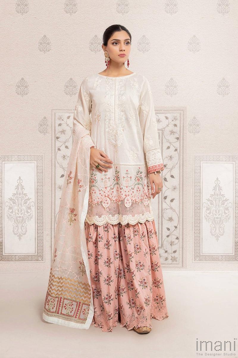 Mariab Casual Wear Suit White/Pink Mbdw-Ef22-55Wp