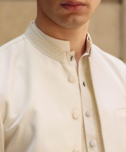 3 Pcs Mens Premium Quality Karandi Kameez/Pants Waistcoat Imist2405-Cream 9 3J1A8044 Imanistudio.com