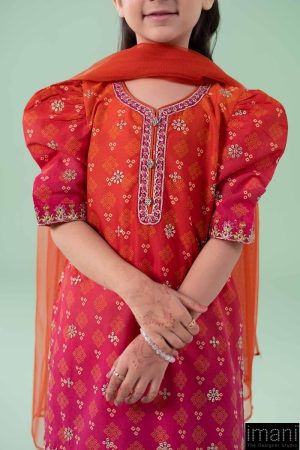 Mariab Kids Fuchsia Pink Embroidered Lawn Suit Mbkd-Ef2518Fp 10 Mkd Ea2518Pinkc Imanistudio.com