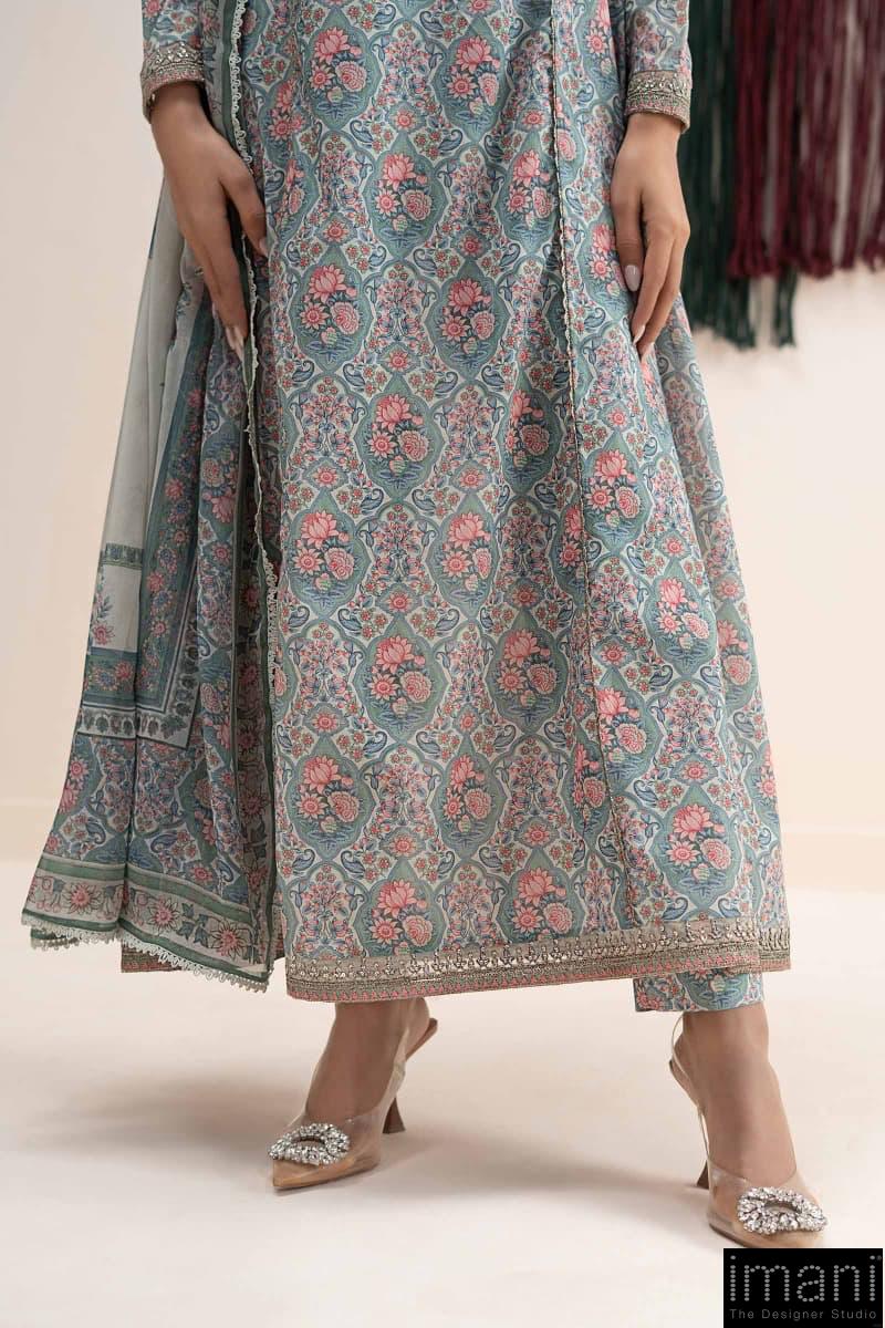 Maria.b Luxury Pret Multi-Colour Printed &Amp; Embroidered Lawn Suit Mbdw-Ea26111Mp 7 Maria.b Luxury Pret Multi-Colour Printed &Amp; Embroidered Lawn Suit Mbdw-Ea26111Mp - Image 7