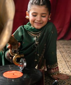 Maria.b 3 Pieces Kids Emerald Green Embroidered Raw Silk Suit Mbks-Aw1612Eg 8 Mks W26 12 Green H Imanistudio.com