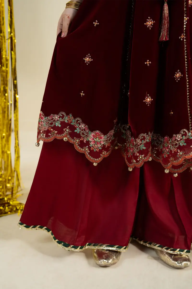 Maria.b 3 Piece Kids Maroon Embroidered Velvet Suit Mbks-Aw1632Mmn 8 Maria.b 3 Piece Kids Maroon Embroidered Velvet Suit Mbks-Aw1632Mmn - Image 8